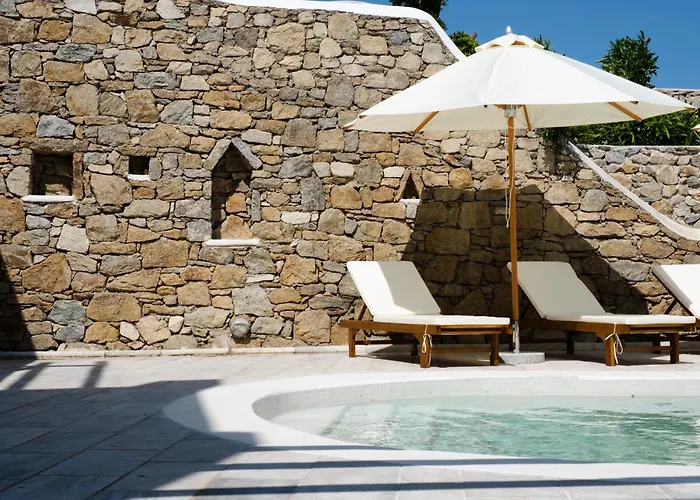 Thalia Luxe 4-bedroom Pool *