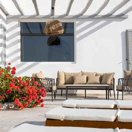 Thalia Luxe 4-bedroom Pool Mykonos Town