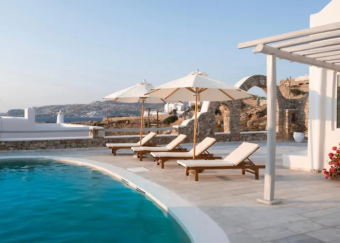 Thalia Luxe 4-bedroom Pool Mykonos Town
